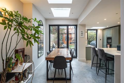 4 bedroom terraced house for sale, Upper Tollington Park, Stroud Green, N4