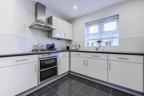 undefined, Mill Beck Close, Farsley, Pudsey, West Yorkshire, LS28