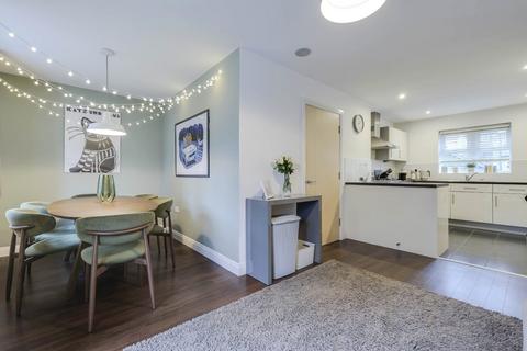 undefined, Mill Beck Close, Farsley, Pudsey, West Yorkshire, LS28