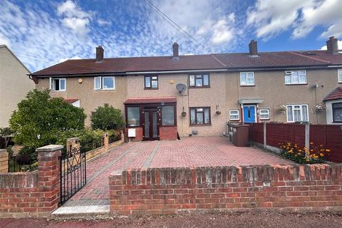 3 bedroom terraced house for sale, Padnall Road, Romford RM6