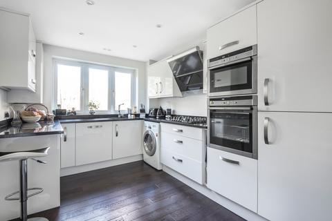 2 bedroom apartment for sale, 25 Eastbury Avenue, Northwood HA6