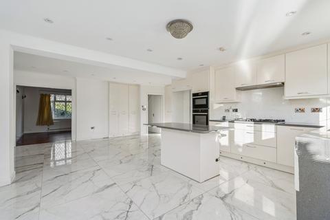4 bedroom detached house for sale, Harefield UB9