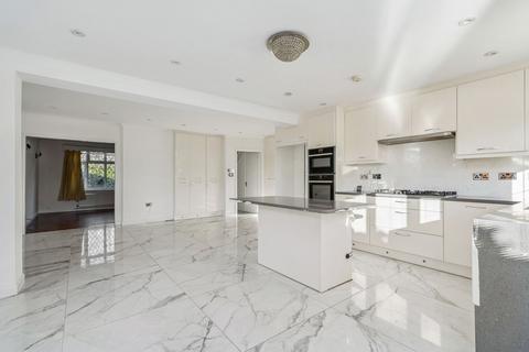 4 bedroom detached house for sale, Northwood Road, Harefield UB9