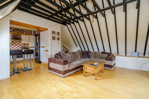 2 bedroom apartment for sale, Northwood HA6