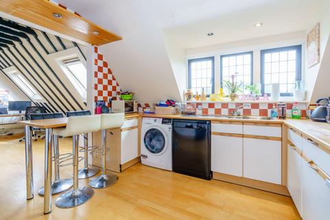2 bedroom apartment for sale, Northwood HA6