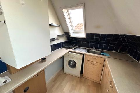 2 bedroom flat for sale, Hamilton Road, Bournemouth