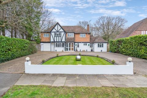 7 bedroom detached house for sale, Northwood HA6