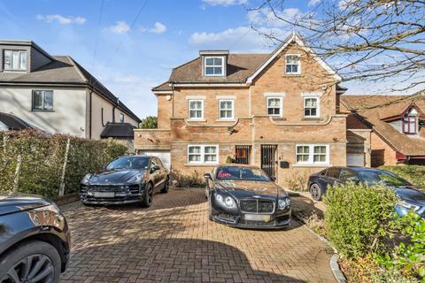 5 bedroom semi-detached house for sale, Northwood HA6