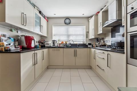 5 bedroom semi-detached house for sale, Northwood HA6
