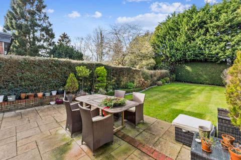 5 bedroom semi-detached house for sale, Northwood HA6