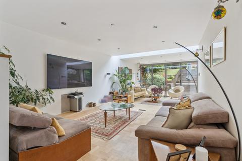 5 bedroom detached house for sale, Watford WD19