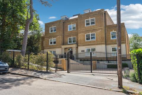3 bedroom ground floor flat for sale, Belgrave House, Northwood HA6