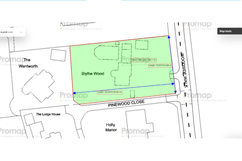 5 bedroom detached house for sale, Woodside Walk, Northwood HA6