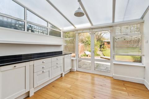 2 bedroom ground floor flat for sale, Flat, 14 Highfield Road, Northwood HA6