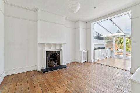 2 bedroom ground floor flat for sale, Flat, 14 Highfield Road, Northwood HA6