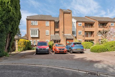 3 bedroom flat for sale, Falcon Close, Northwood HA6