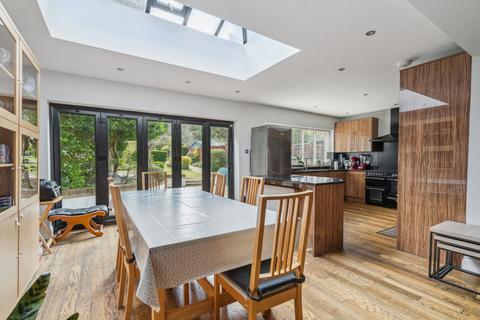 4 bedroom detached house for sale, Brookdene Avenue, Watford WD19