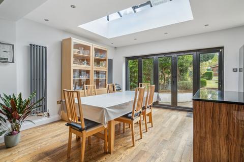 4 bedroom detached house for sale, Brookdene Avenue, Watford WD19