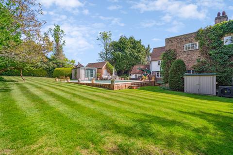 5 bedroom detached house for sale, Northwood HA6
