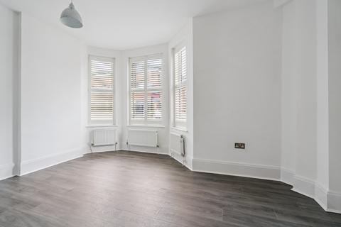 1 bedroom apartment for sale, Northwood HA6