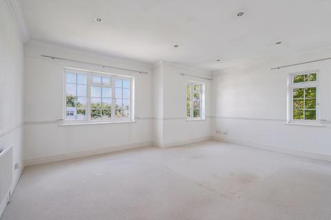 2 bedroom apartment for sale, Eastbury Avenue, Northwood HA6
