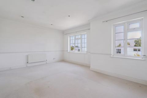 2 bedroom apartment for sale, Eastbury Avenue, Northwood HA6