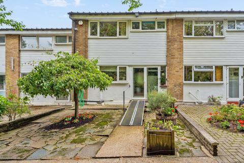 Northwood HA6