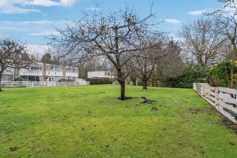 3 bedroom terraced house for sale, Northwood HA6