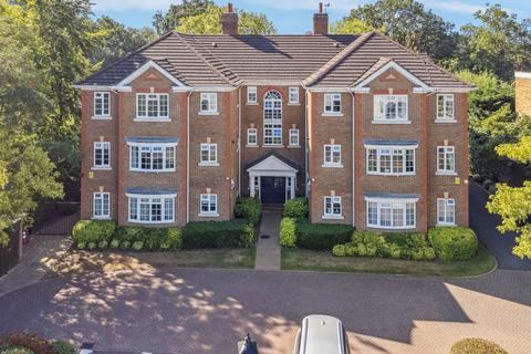 14 Eastbury Avenue, Northwood HA6