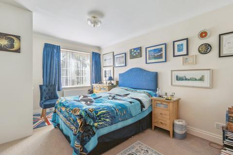 2 bedroom apartment for sale, 14 Eastbury Avenue, Northwood HA6