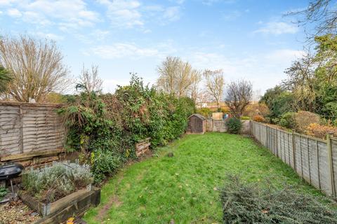 2 bedroom maisonette for sale, Northwood HA6