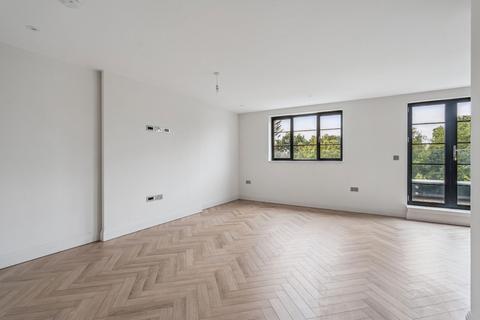 2 bedroom apartment for sale, Flat  Burgh House, Northwood HA6
