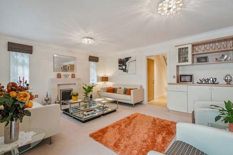 4 bedroom semi-detached house for sale, Wildwood, Northwood HA6