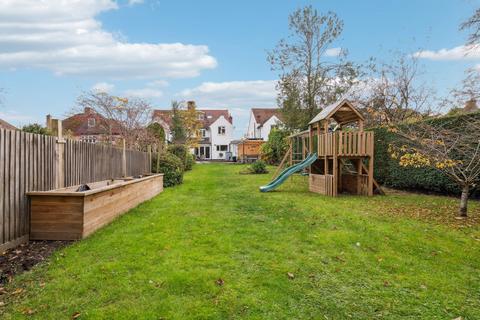 undefined, Oaklands Avenue, Watford WD19