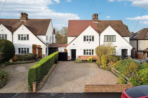 5 bedroom semi-detached house for sale, Oaklands Avenue, Watford WD19