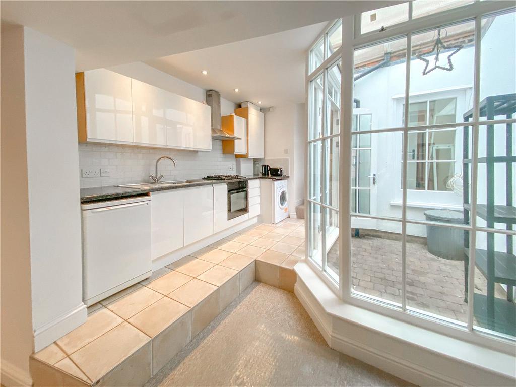 Kitchen Courtyard