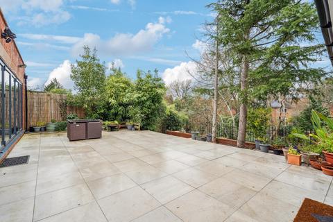 5 bedroom detached house for sale, Northwood HA6