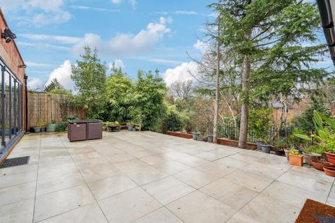 5 bedroom detached house for sale, Highfield Road, Northwood HA6