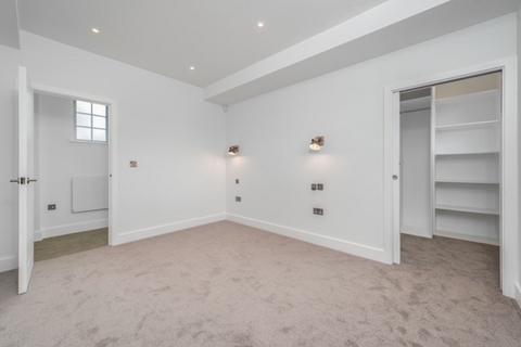 1 bedroom detached house for sale, Oxhey Hall Farm, Watford WD19