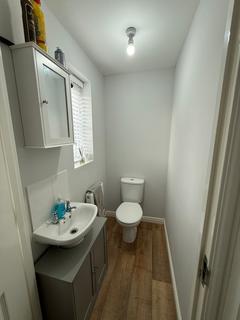 3 bedroom semi-detached house to rent, Connaught Road, Scunthorpe DN15