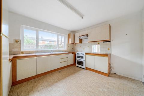 3 bedroom detached house for sale, Heathfield Close, Chandler's Ford, Hampshire, SO53