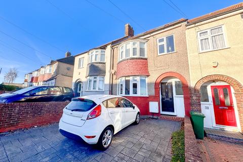 3 bedroom terraced house to rent, Thornhill Avenue, Plumstead, London, SE18 2HR