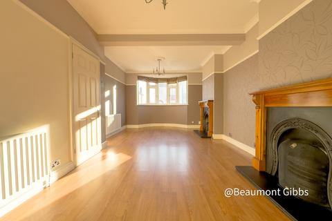 3 bedroom terraced house to rent, Thornhill Avenue, Plumstead, London, SE18 2HR