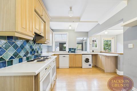 4 bedroom terraced house for sale, Abington Avenue, Abington, NN1 4QB