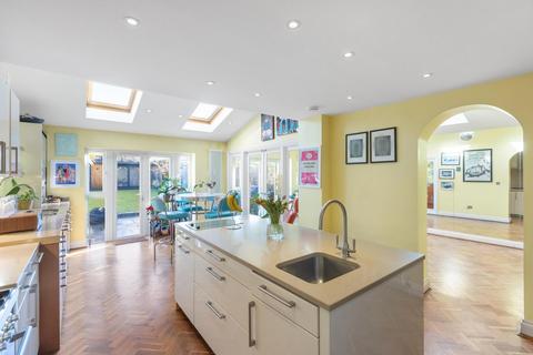 5 bedroom detached house for sale, London W13
