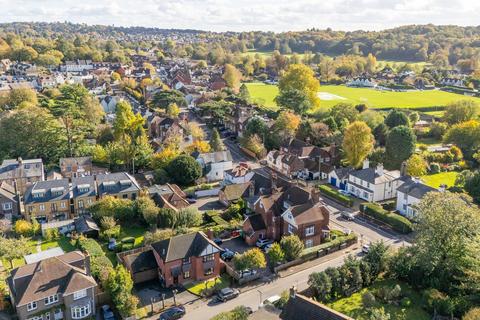 undefined, Evesham Road, Reigate, RH2