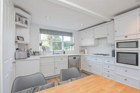 4 bedroom detached house to rent, CUMNOR