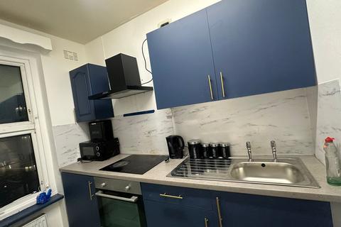 1 bedroom in a house share to rent, Gray's Inn Road, London WC1X