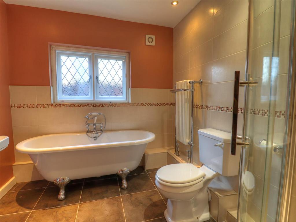 Ground floor bathroom