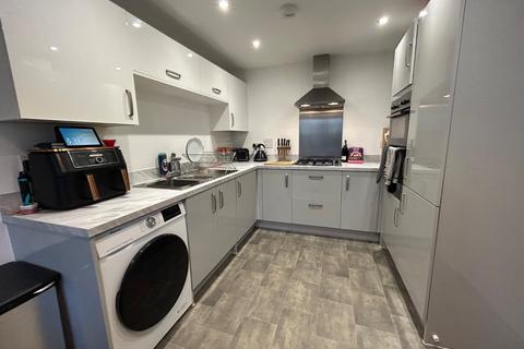 4 bedroom semi-detached house to rent, Windsor Lane, Thorp Arch LS23